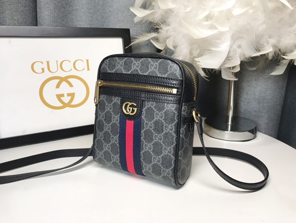 激安グッチバッグコピー側面デザイン